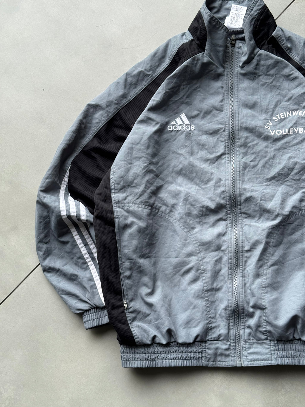 ADIDAS 90’s STRIPED VTG JACKET- XL