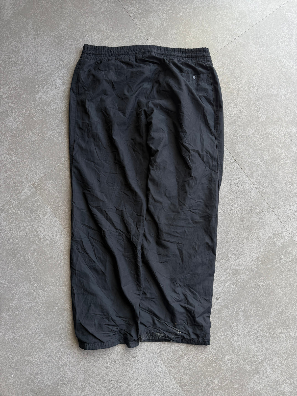 NIKE TRACK PANTS-XL