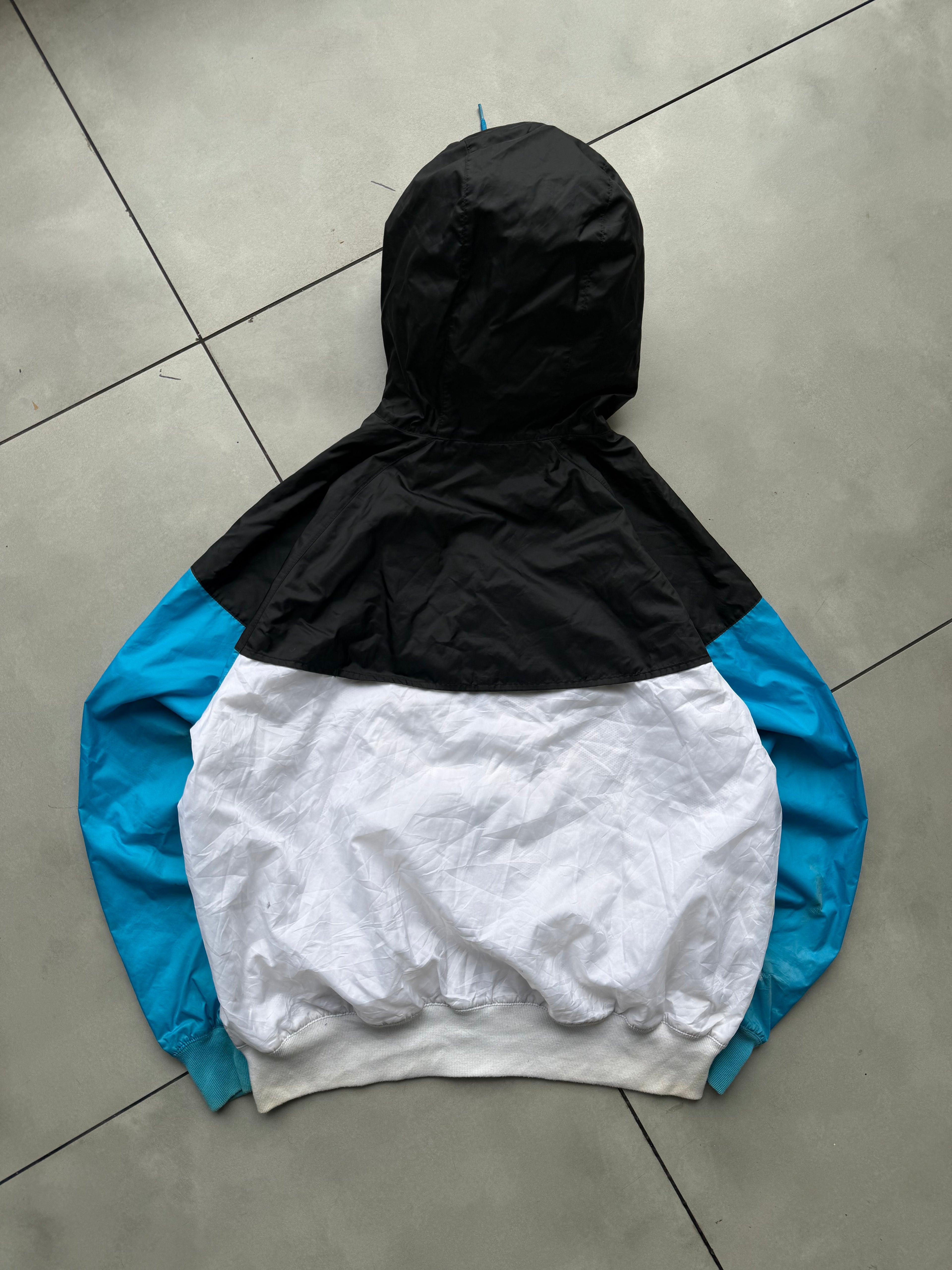 NIKE WINDRUNNER HOODED JACKET-M