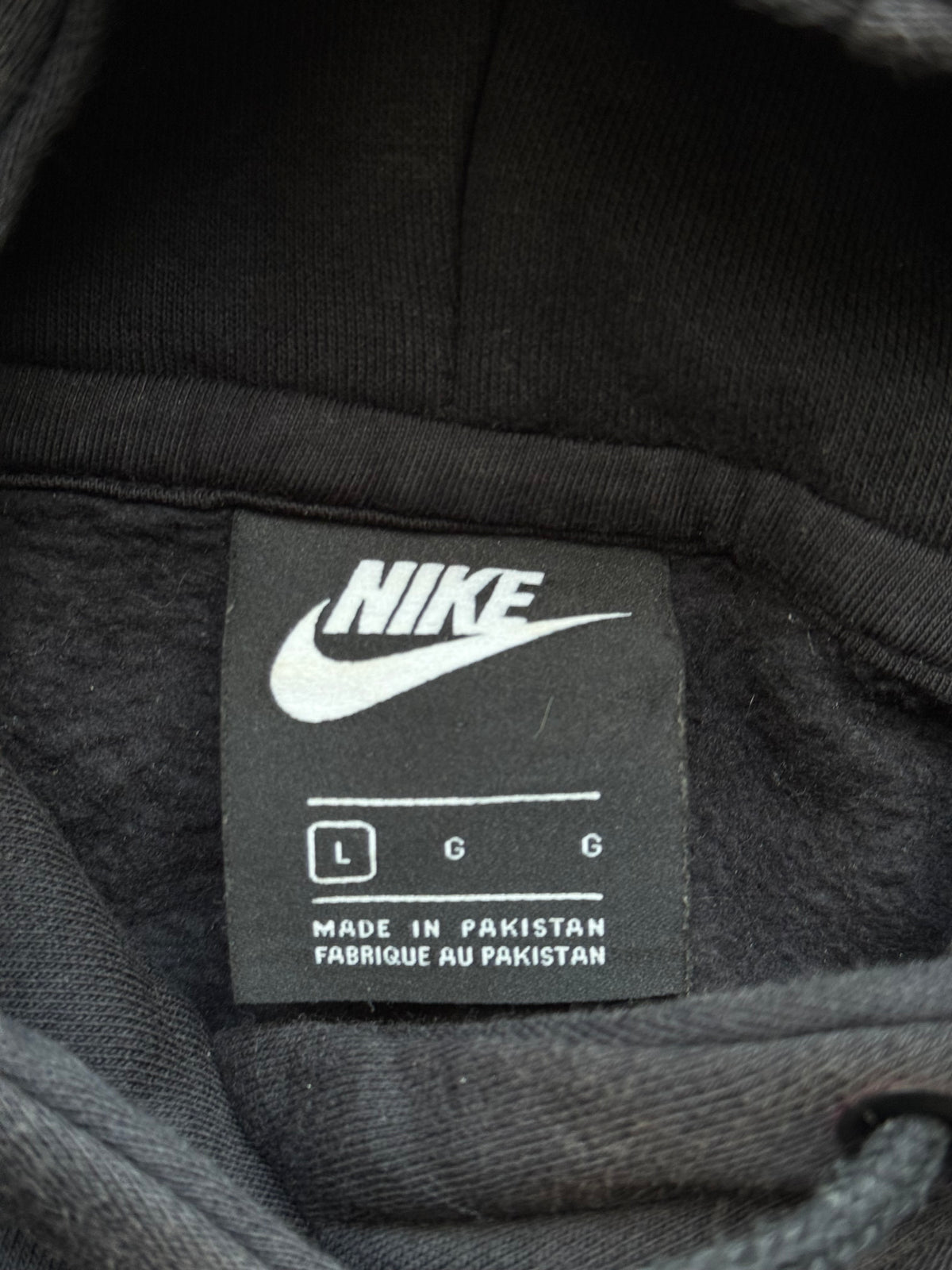 VINTAGE NIKE HOODIES