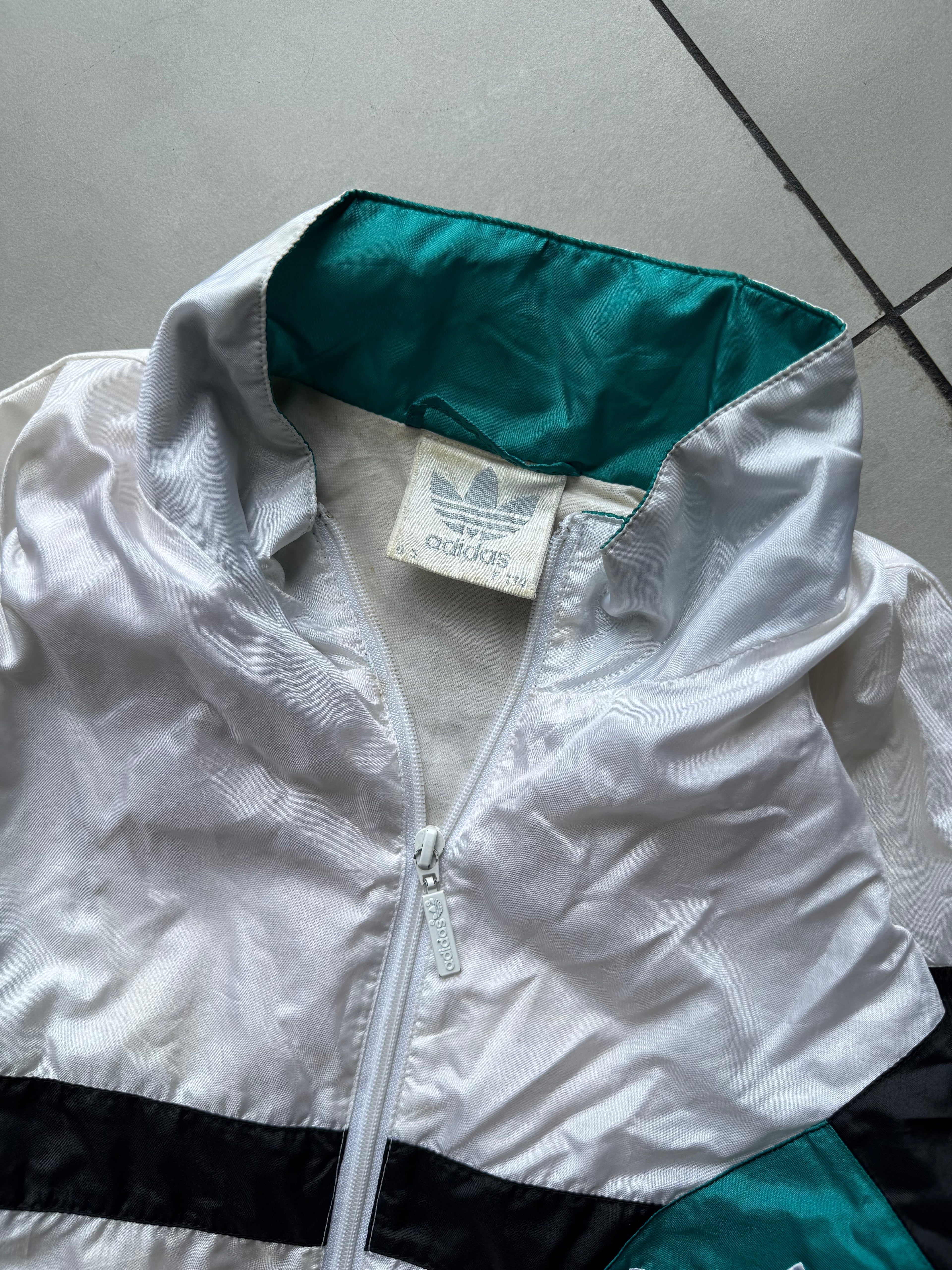 ADIDAS 90s ICONIC SPELLOUT VTG JACKET- XL